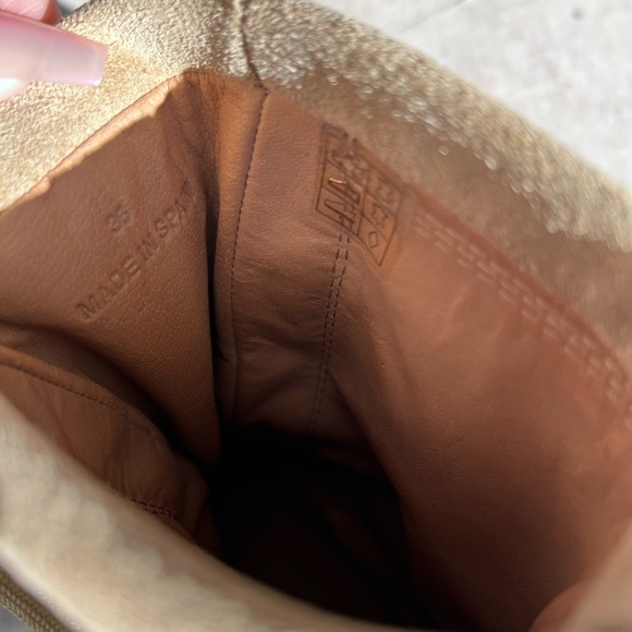 YEEZY SZ 2 BOOTS - Picture 4 of 8